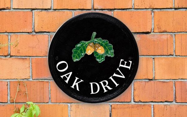 Acorns Round House Sign 9" Diameter