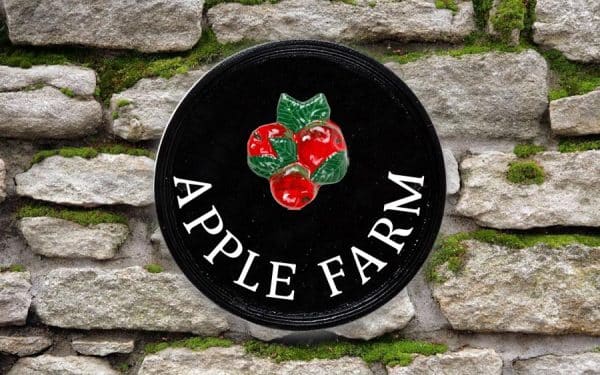 Apples Round House Sign 9" Diameter