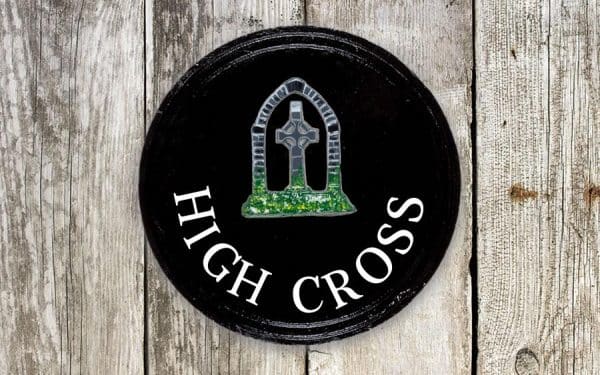 Celtic Cross Round House Sign 10" Diameter