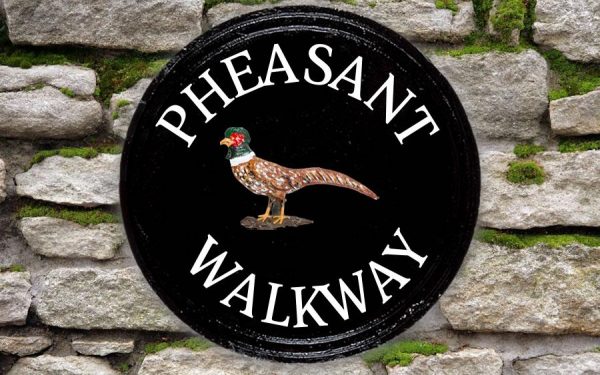 Golden Pheasant Round House Sign 14" Diameter