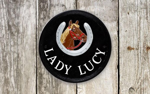 Horse Head in Shoe Round House Sign 9" Diameter