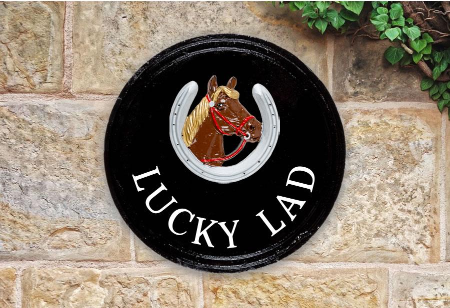 Horse Head in Shoe Round House Sign 10" Diameter