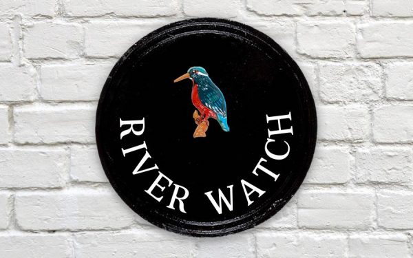 Kingfisher Round House Sign 10" Diameter