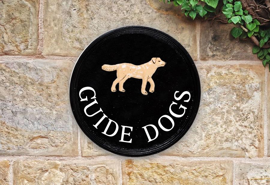 Ladrador Round House Sign 9" Diameter