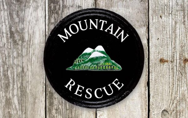 Mountain Range Round House Sign 12" Diameter