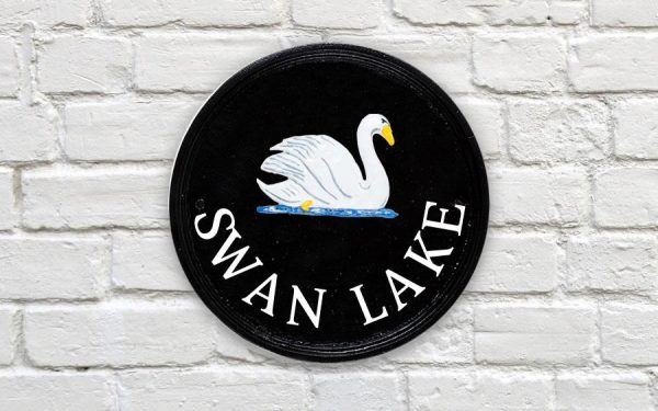 Swan Round House Sign 9" Diameter